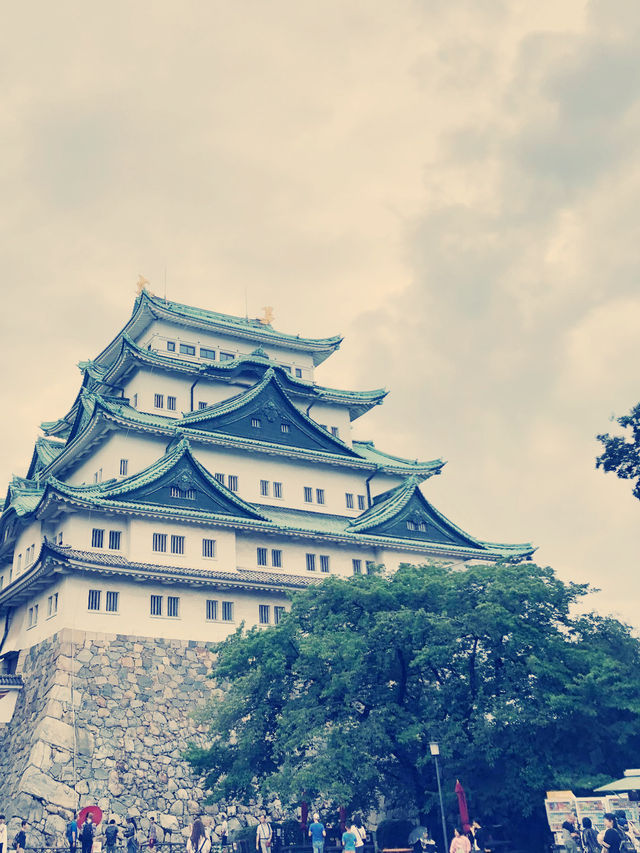 探索名古屋的歷史與現代:城堡與電塔的奇妙之旅 探索名古屋的歷史與現代:城堡與電塔的奇妙之旅
