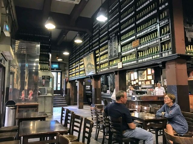 Casa Mingo 一口烤雞、一口蘋果酒，馬德里特色餐酒館