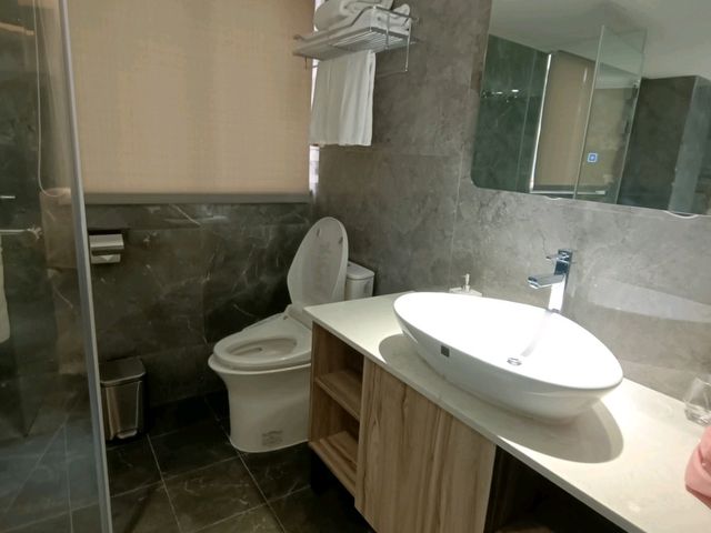 Discover Hotel Nearby Taipei Train station 🚉