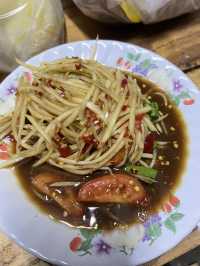 ถนนคนเดินลำพูนทำอะไรดี😍