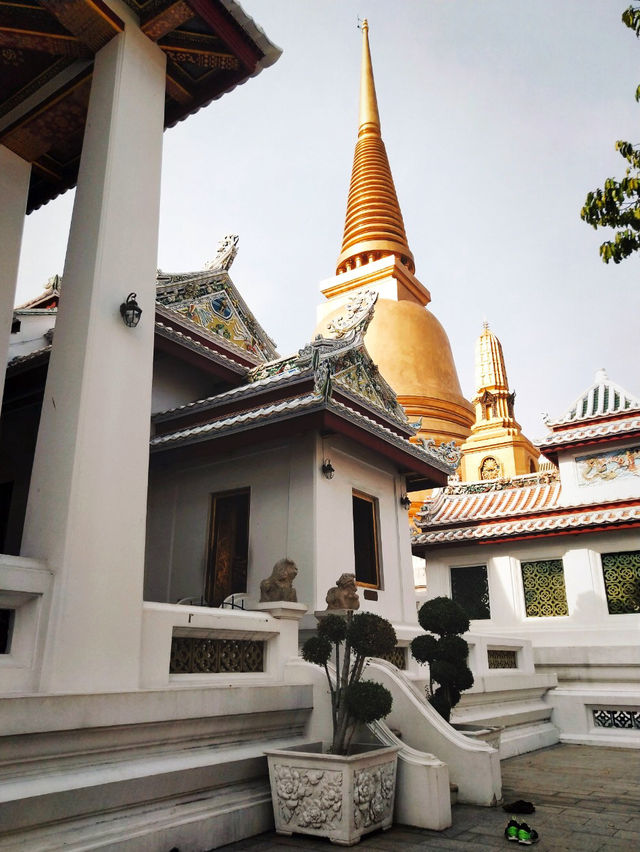วัดชนะสงครามราชวรมหาวิหาร