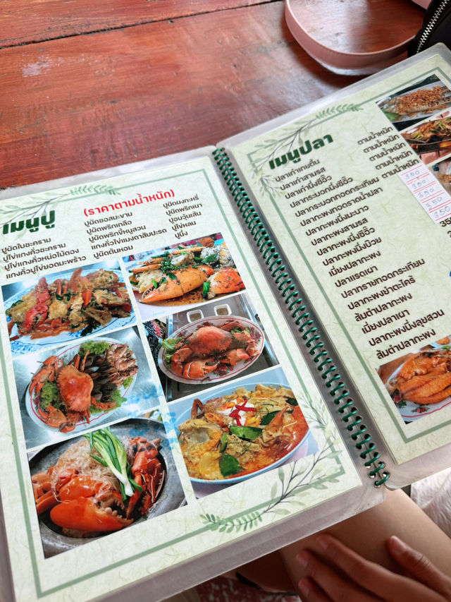 ครัวเจ๊หมึกซีฟู๊ดส์ อร่อยจนต้องมาซ้ำ