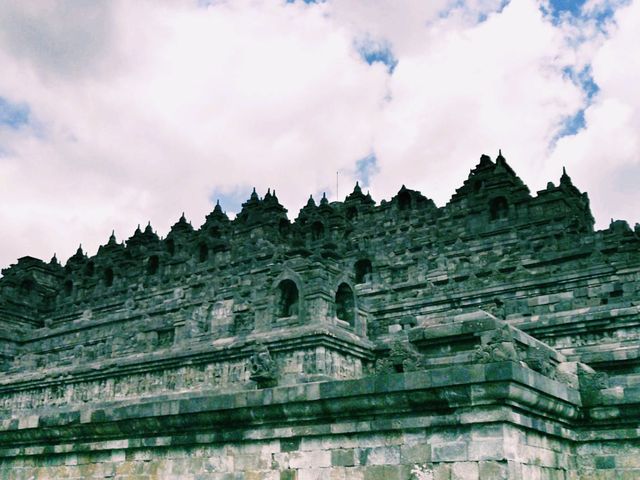 印度尼西亞馬格朗著名景點：婆羅浮屠 Candi Borobudur，適合打卡拍照📸