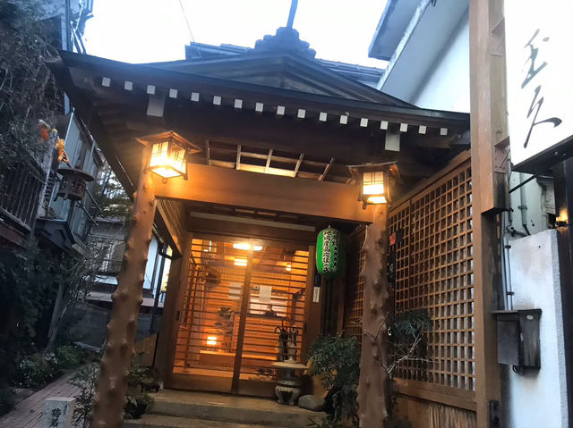 木のぬくもりに包まれる癒しの宿♨️玉久旅館で心ほぐれるひとときを♪