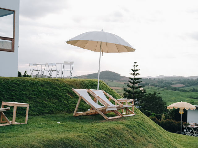 คาเฟ่นี้วิวสวยที่สุดในเขาใหญ่🌿
