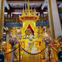 🎑  พระธาตุแก่นนคร