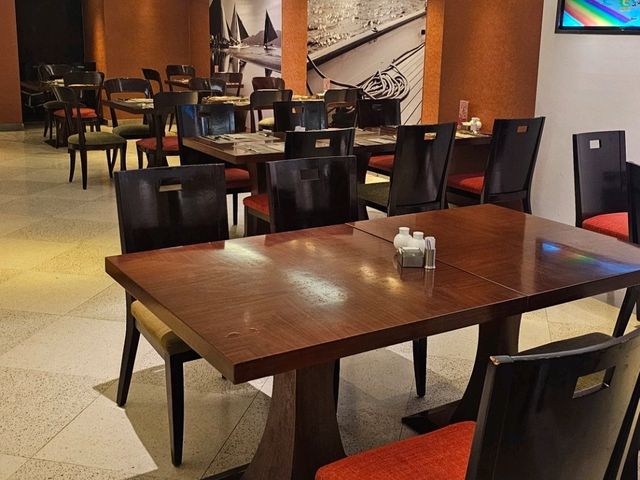人均200多元的五星級酒店下午茶自助餐