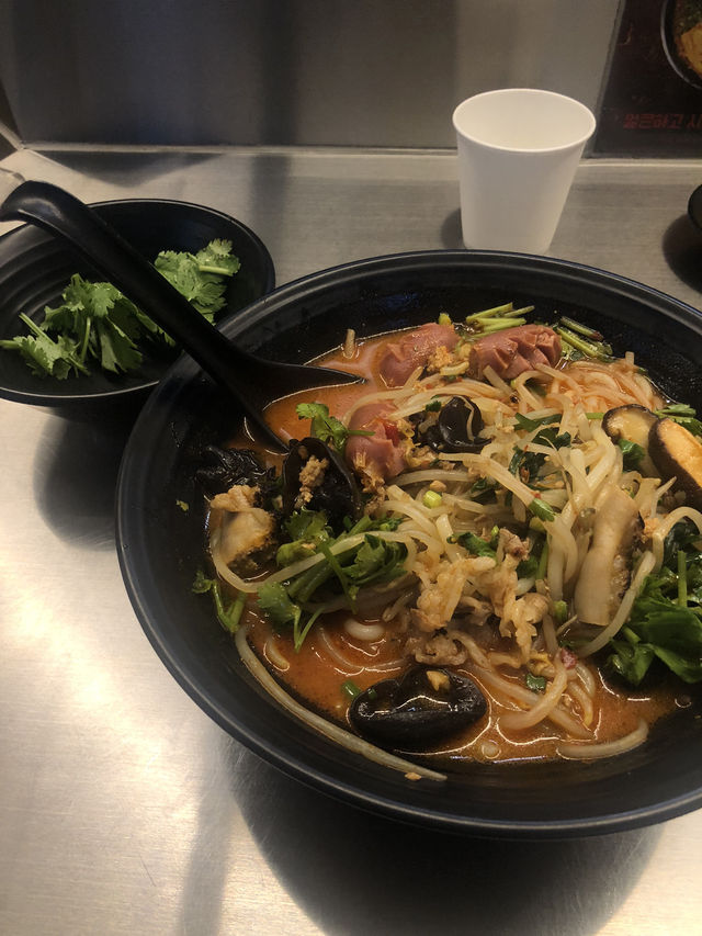 🌆 서울에서 만나는 홍콩의 맛, 도이티 : 홍콩 운남 쌀국수