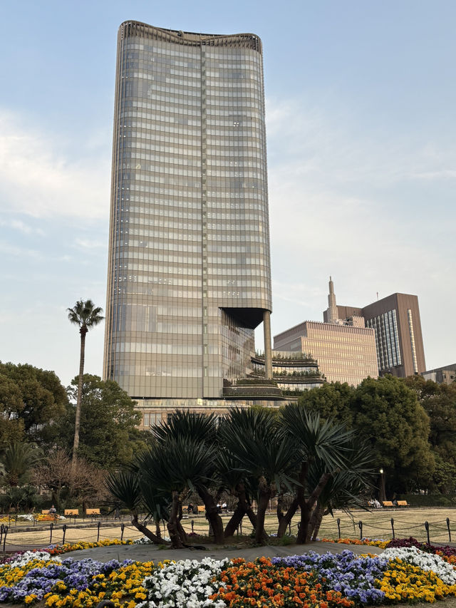 【黄昏時の日比谷公園と日比谷松本楼を歩いて】