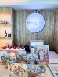 Blue Space คาเฟ่สุดหวานพาสเทล ริมทะเล 💖