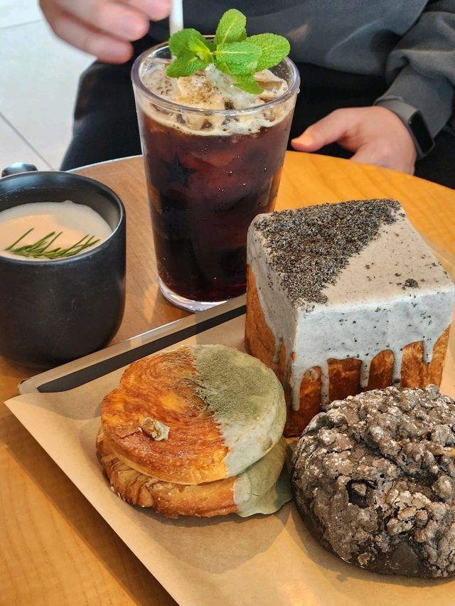 ❤️제주 자연 속, 스타벅스 산책 같은 공간 "스타벅스 더제주송당파크R점"❤️
