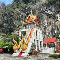 วัดนี้หลวงปู่มั่น ภูริทตฺโต ได้ธุดงค์มาบำเพ็ญภาวนา