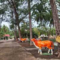 ไหว้พระพุทธรัตนมงคลที่หาดทุ่งวัวแล่น