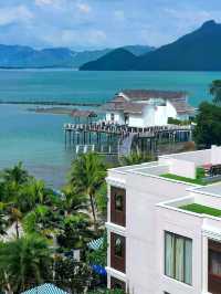 🌊🏝️ Seafront Luxury & Unforgettable Flavors: A Family Escape at The St. Regis Langkawi. 🏖️🌴😎🍹