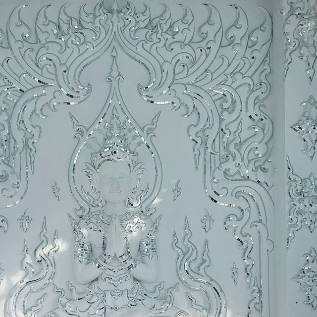 White Temple of Chiang Rai – A Vision in Mirror and Light