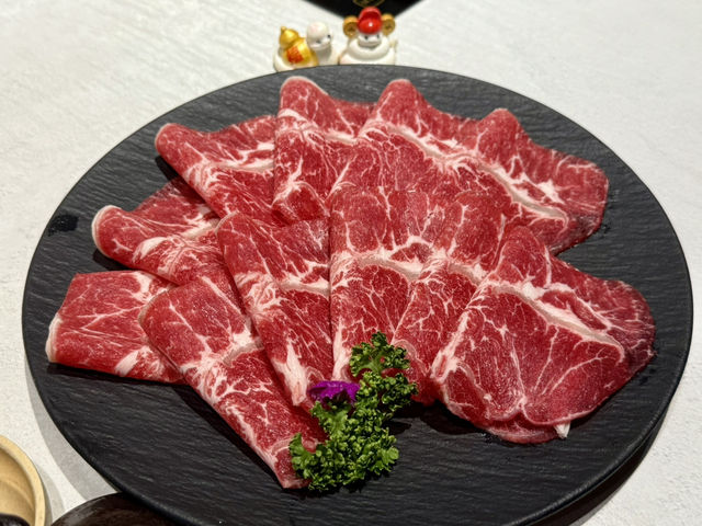 高雄承億酒店B1（兩鍋）鍋物是我在高雄吃過最美味最喜歡的火鍋