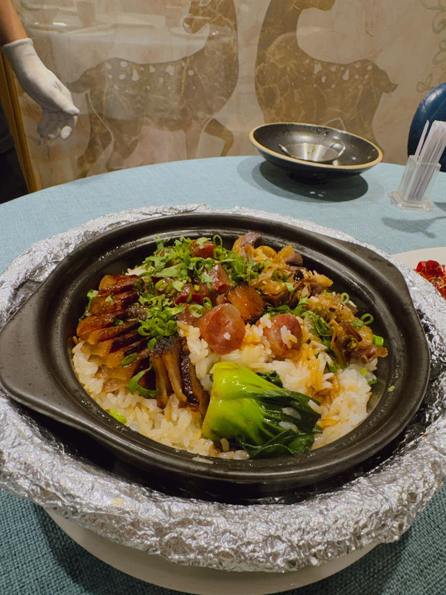 佐敦煲仔飯：高級港味享受！🍚🔥