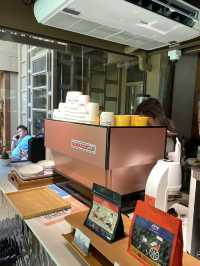 Syama อยุธยา คาเฟ่ริมแม่น้ำ วิววัดแบบปัง ๆ