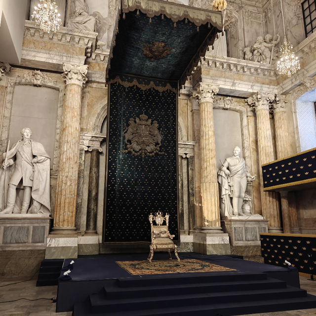 Stepping Inside the Grand Royal Palace of Sweden! 👑🇸🇪