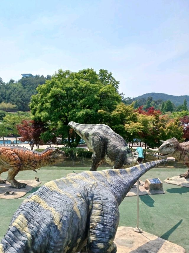 가족 모두가 즐기는 야외 체험형 테마파크