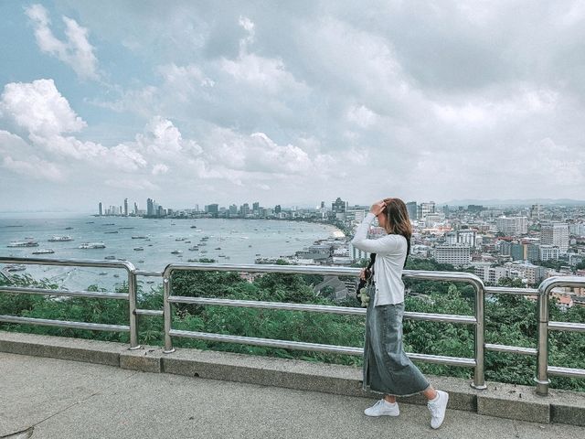 Chilling at Pattaya View Point! ✨🇹🇭