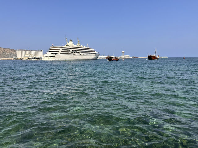 【Mutrah Beach & Corniche／ムトラ・ビーチ＆コーニッシュ】