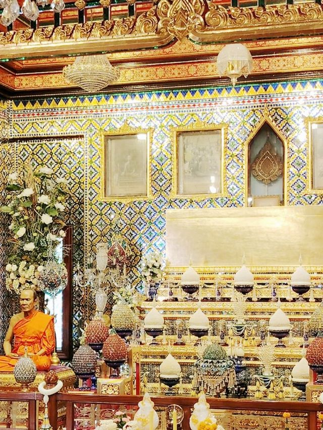 Ceremony rituals in temple 
