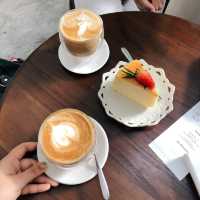 Unbirthday Cafe | Bangkok