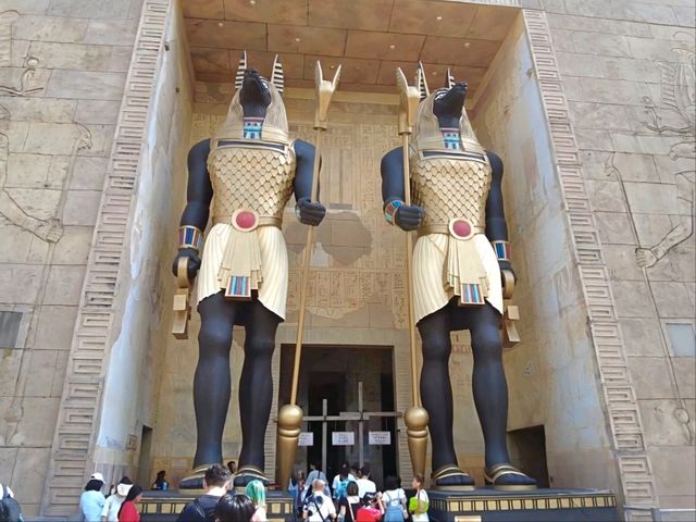 Venture into Ancient Egypt in Universal Studios Singapore
