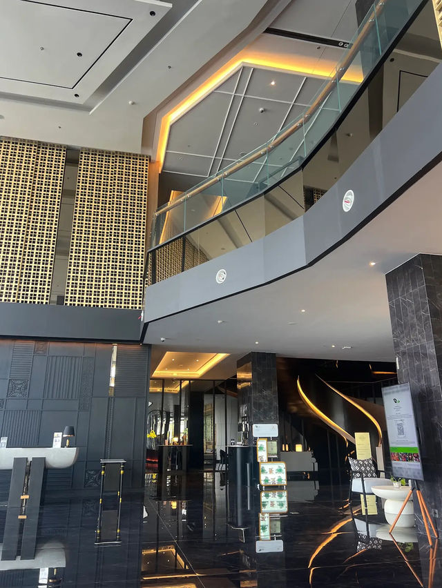 Batam’s New Luxury Landmark—Grand Mercure Style