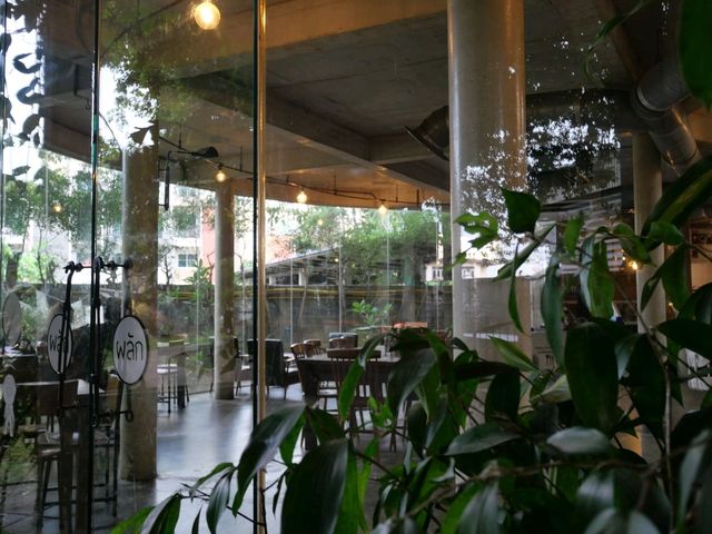หน้ามนขนมหวานคาเฟ่ - บางแสน