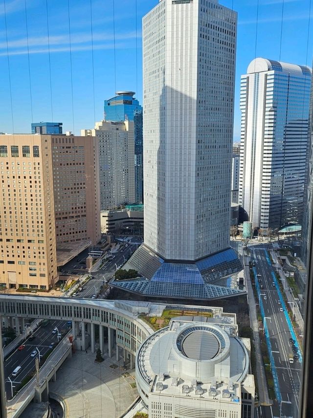 도쿄도청 전망이 보이는 신주쿠 NS 빌딩 