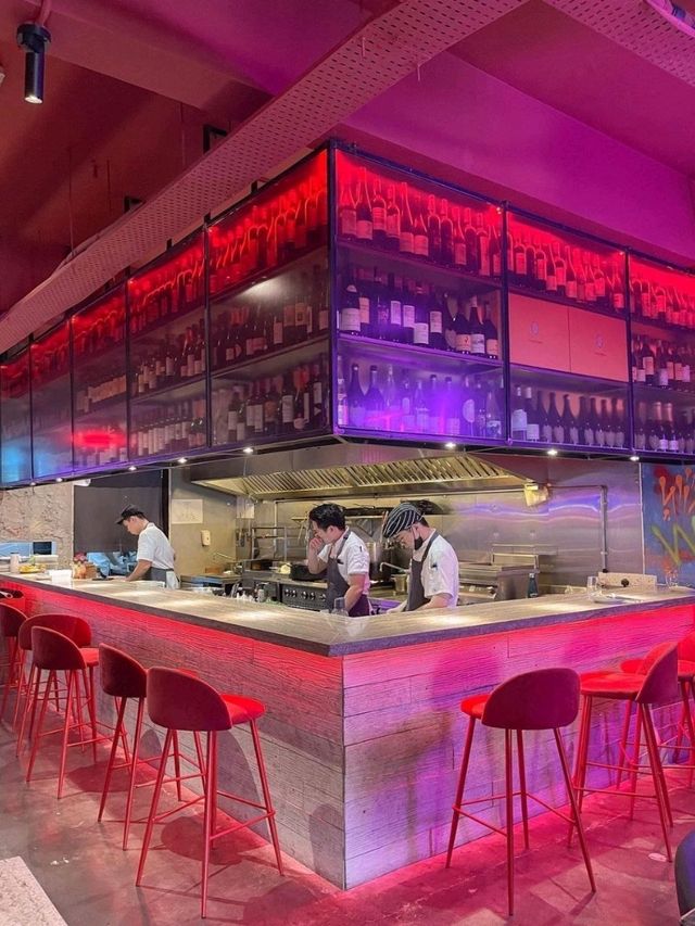 LUT Restaurant Malaysia
