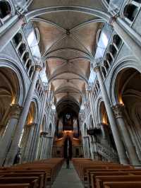🕍 Lausanne Cathedral – A Gothic Masterpiece Overlooking Lake Geneva
