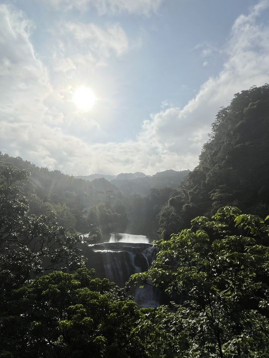 💦 Shifen Waterfall Is Taiwan’s Most Dreamy Cascading Surprise