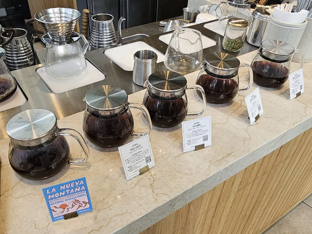도쿄에서 만나는 캘리포니아 산타크루즈의 커피☕️