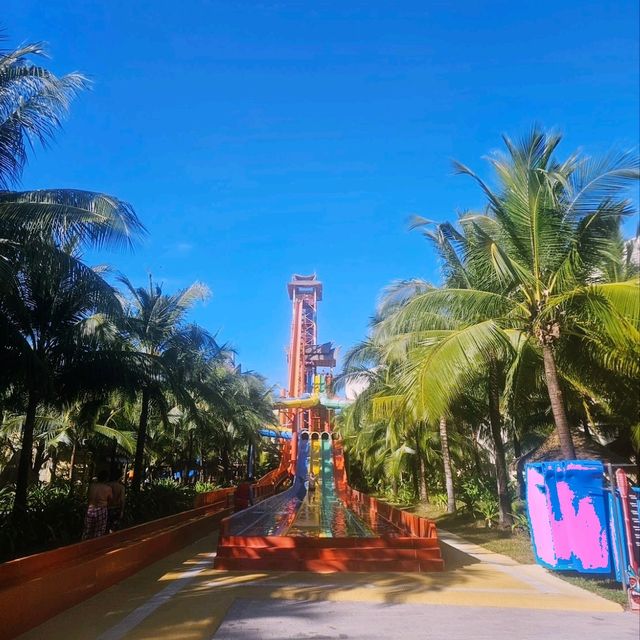VinWonders Wave Park & Water Park