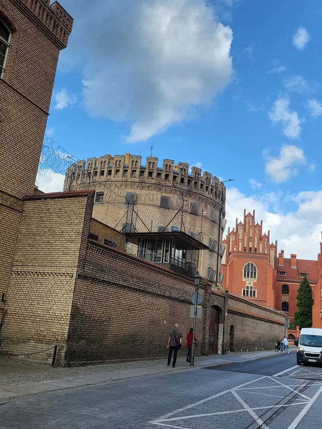 【天文学者コペルニクスの故郷で歴史散歩】トルン旧市庁舎🌍🏛️ 【天文学者コペルニクスの故郷で歴史散歩】トルン旧市庁舎🌍🏛️