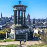 Beautifull location with a stunning 360⁰ view of the city of Edinburgh. It's a bit of a climb to get up there