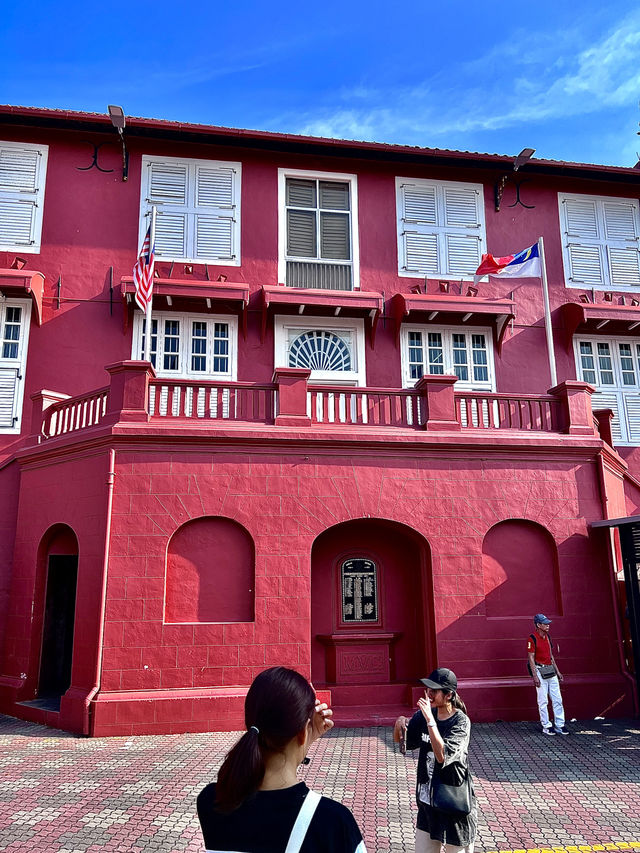 ［馬六甲旅遊］在馬六甲的歐式建築🏰荷蘭紅屋廣場（維多利亞女皇噴泉⛲️、馬六甲鐘樓🔔、基督堂✝️）