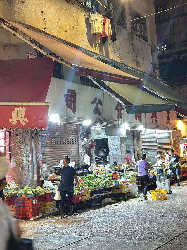 🇭🇰ตลาดลับกลางมงก๊ก—ที่ที่ฮ่องกงยังหอมกลิ่นบ้าน 🇭🇰ตลาดลับกลางมงก๊ก—ที่ที่ฮ่องกงยังหอมกลิ่นบ้าน