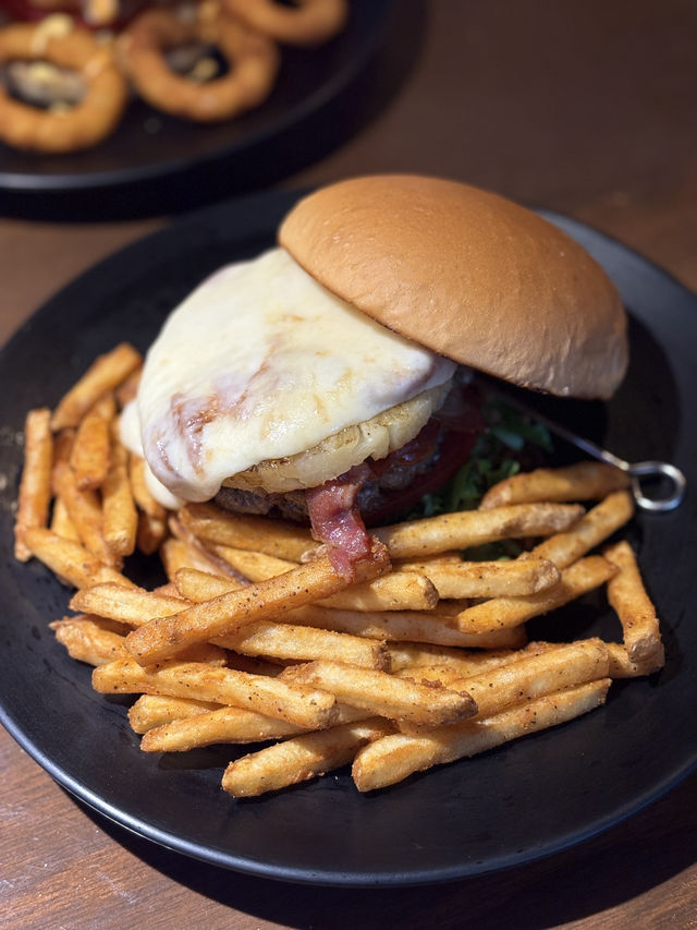 훈연 구름버거의 유일한 공간 프리미엄 수제버거 맛집 ‘미스피츠’🍔🍔