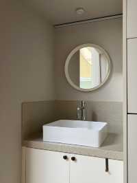 항상 똑같은 여행이 지겹다면? 책과 함께하는 북스테이 추천!