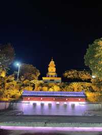 Enjoy Guilin night through the cruise 