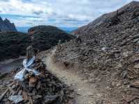 샹그릴라에서 가장 아름다운 봉우리들의 향연