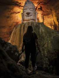 Hanging high in Chongqing at Tianyan Cave