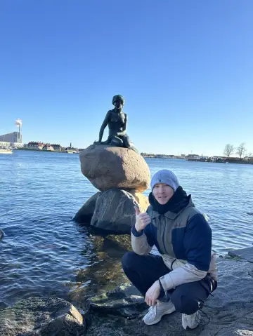 The Little Mermaid Statue & Kastellet Star Fortress Park