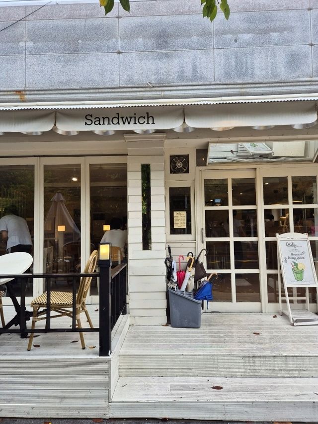 ์ ๋ฝ ๊ฐ์ฑ ๊ฐ๋ํ ๋ธ๋ฐ์น ๊ณต๊ฐ โ Emily ์๋ฐ๋ฆฌ(์ธ์ฐ ์ผ์ฐ) ์ ๋ฝ ๊ฐ์ฑ ๊ฐ๋ํ ๋ธ๋ฐ์น ๊ณต๊ฐ โ Emily ์๋ฐ๋ฆฌ(์ธ์ฐ ์ผ์ฐ)