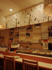 ⏳ 古晋站:时光倒流!探访藏在80年代日剧里的复古居酒屋