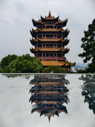A One-Day City Stroll in Wuhan During a Heatwave.